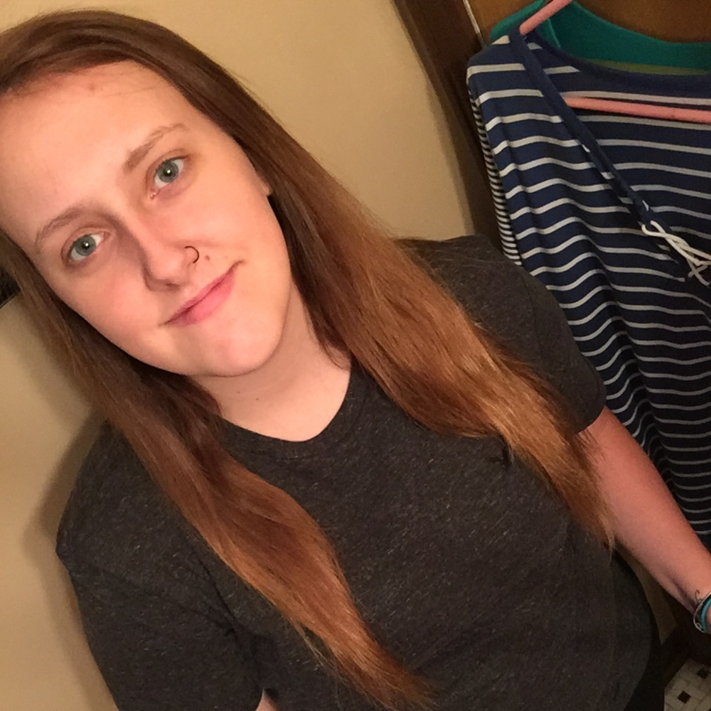 Meet your Posher, Courtney